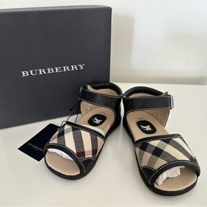 Burberry London Sandals EU 23 or US 7